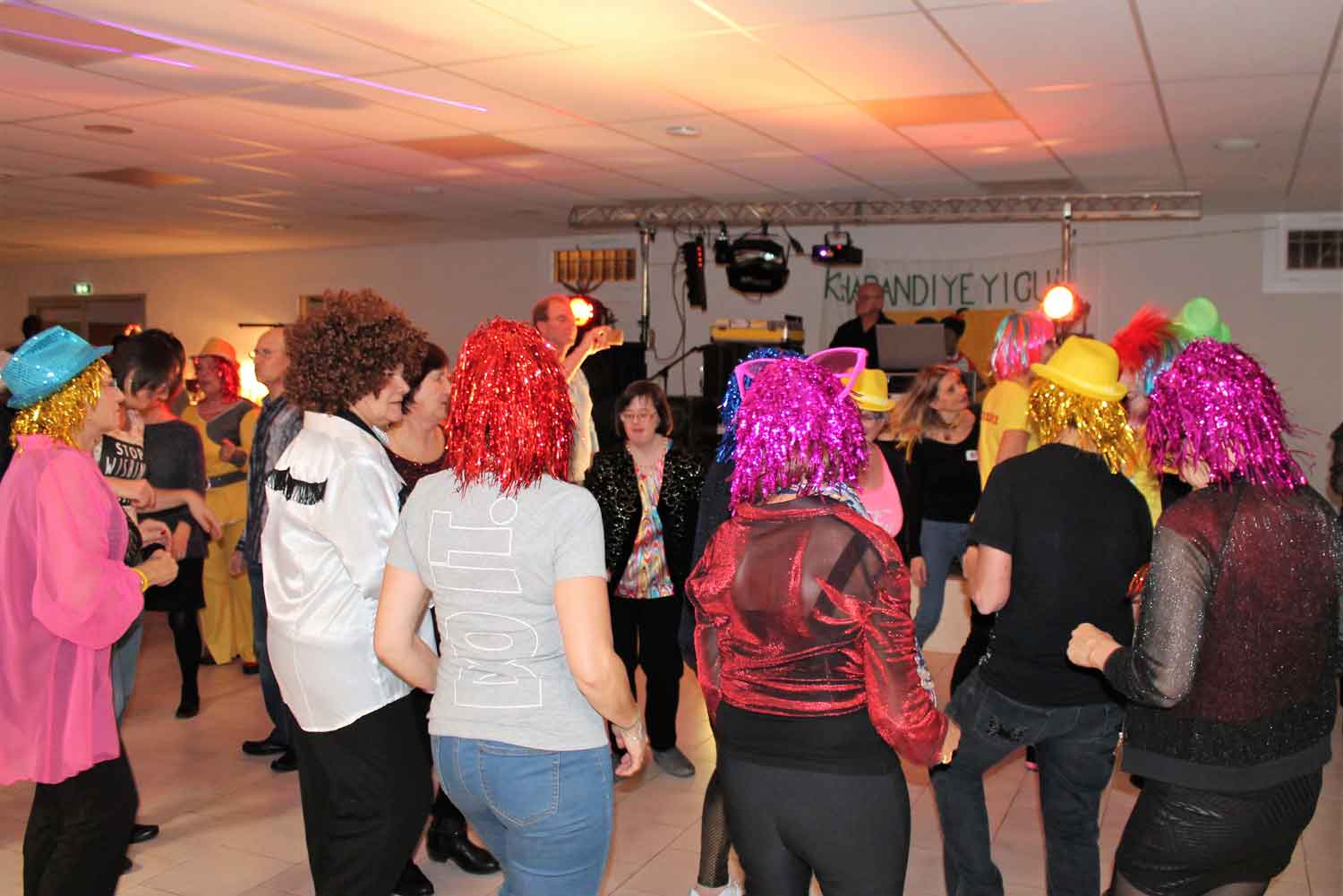 Soirée caritative années 80 Saint Martin de Crau
