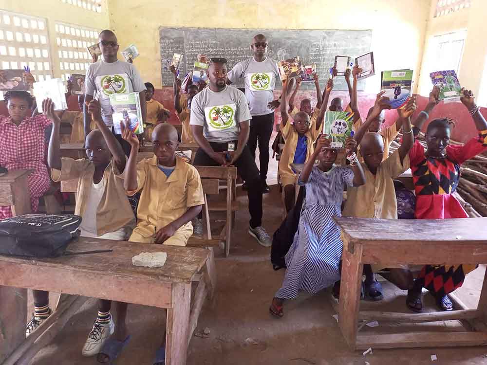 Espoir des écoliers guinéens avec Sauvons Kaback 2022